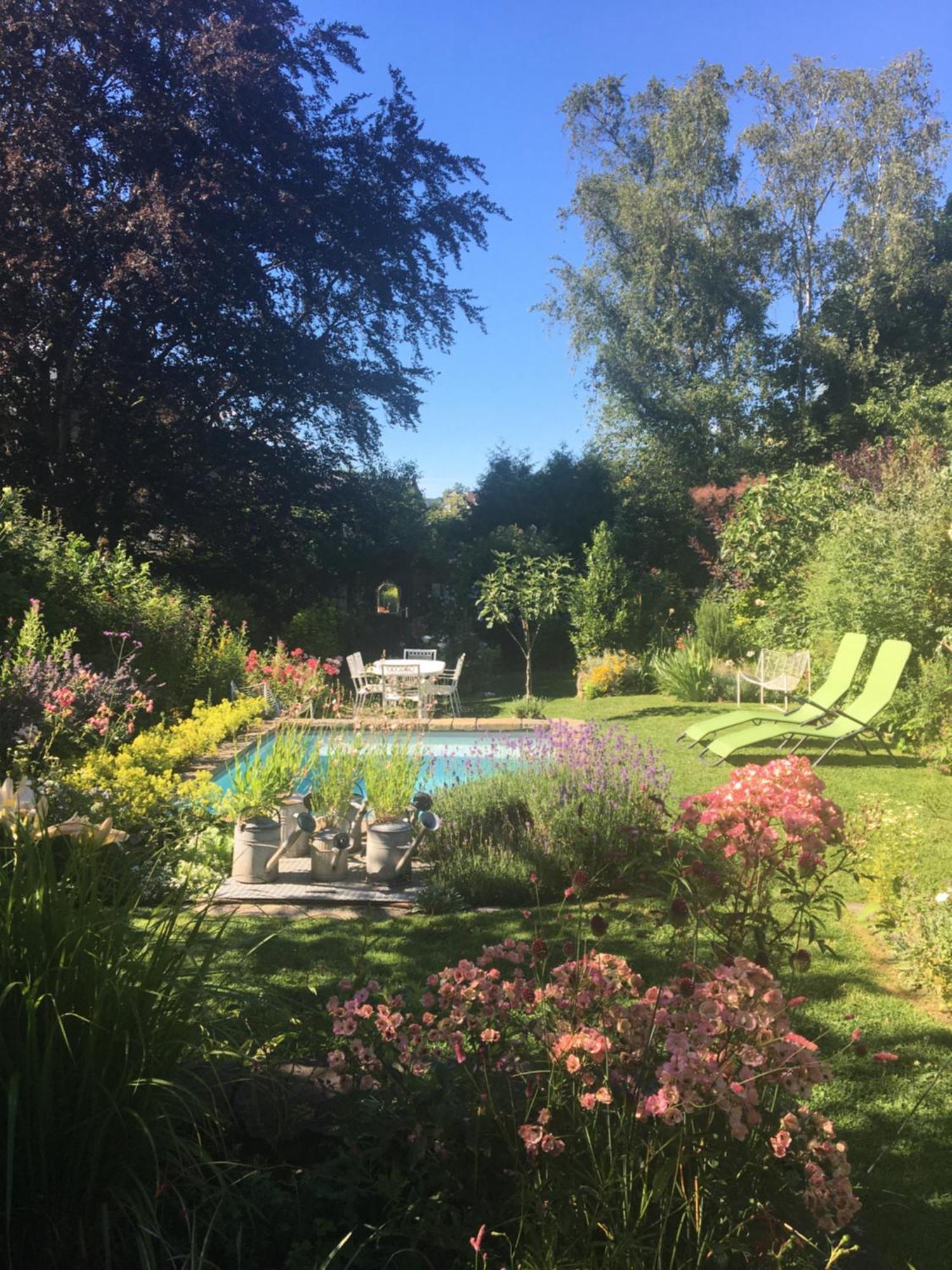 Bed and Breakfast Le Jardin Des Miroirs Esneux Zimmer foto